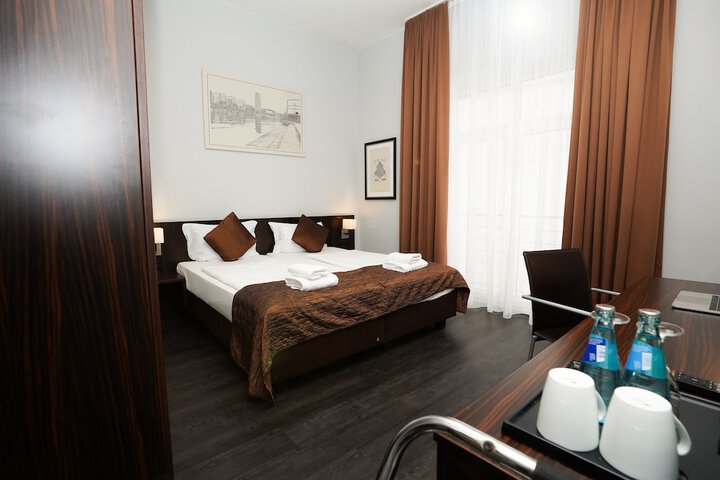 Room 25 of 55