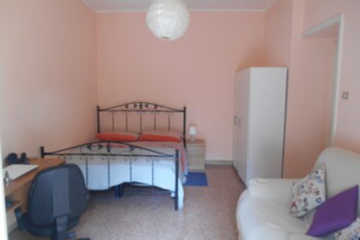 Room 19 of 30