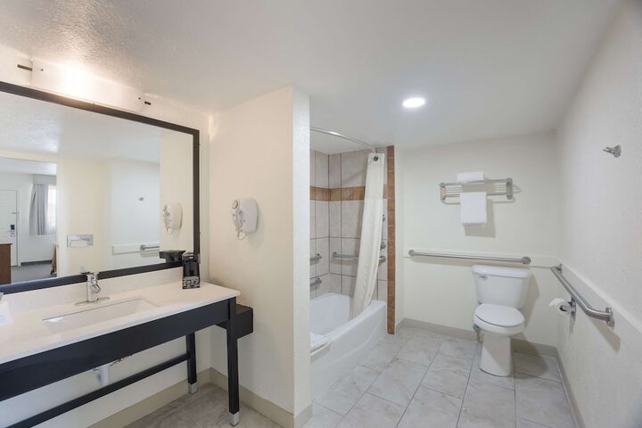 Clean Restrooms