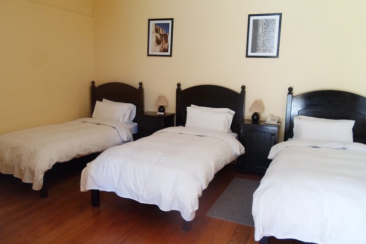 Room 6 of 33