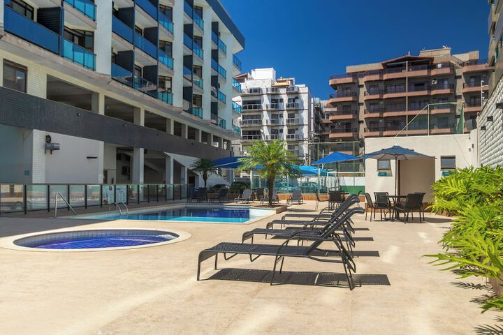 Hotel with Pool