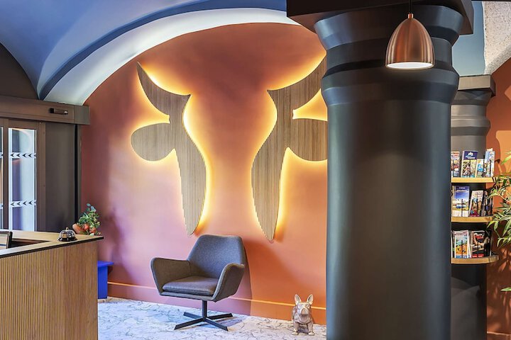 Lobby Entry