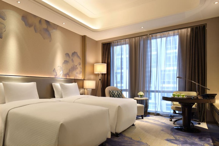 Room 4 of 44