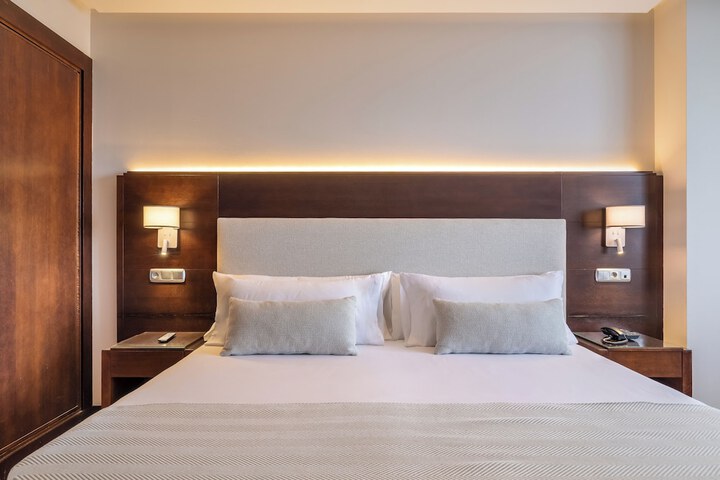 Room 20 of 111
