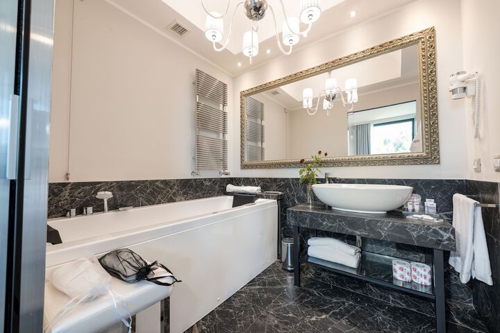 Bath Photo