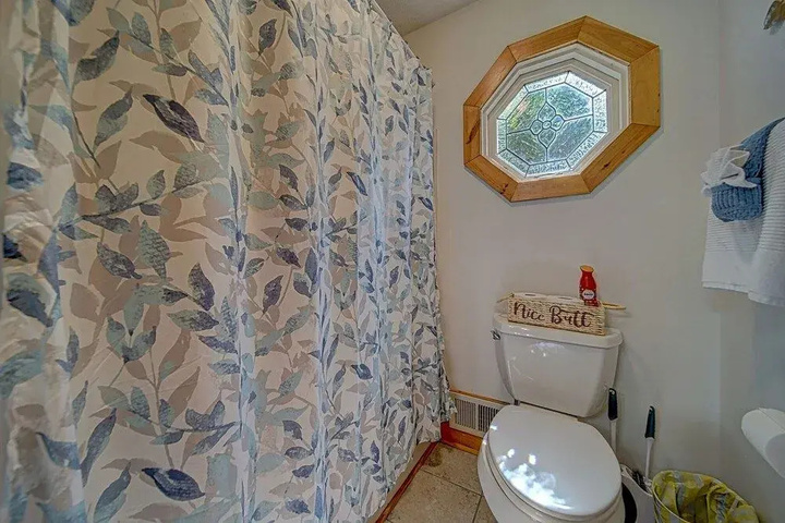 Room 7 of 22