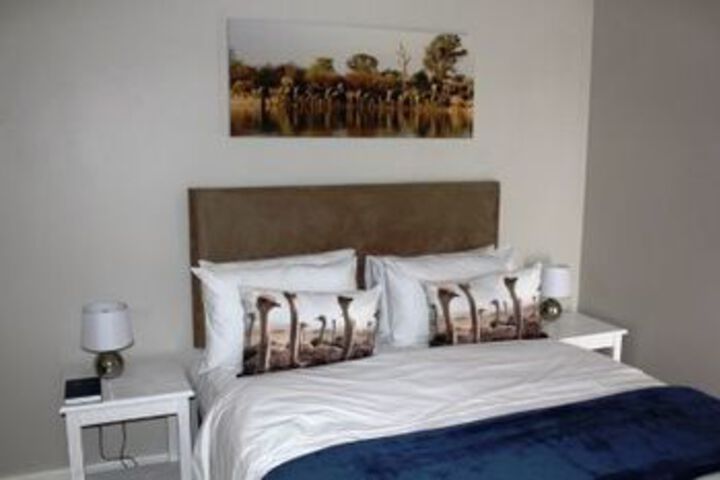 Room 6 of 15