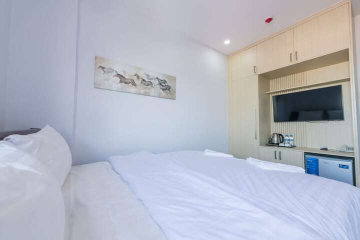 Room 26 of 148