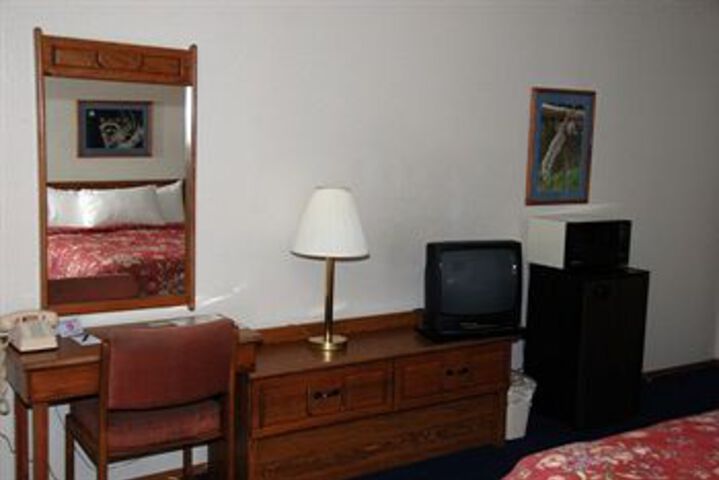 Room 3 of 13