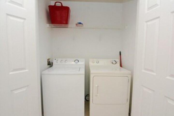 Laundry 19 of 59