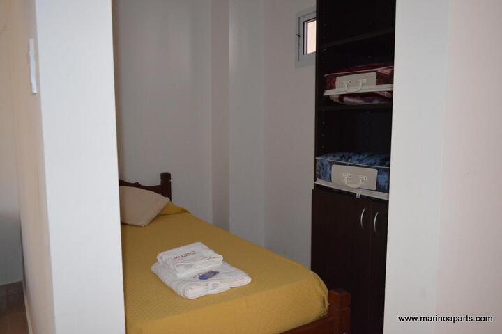 Room 4 of 21