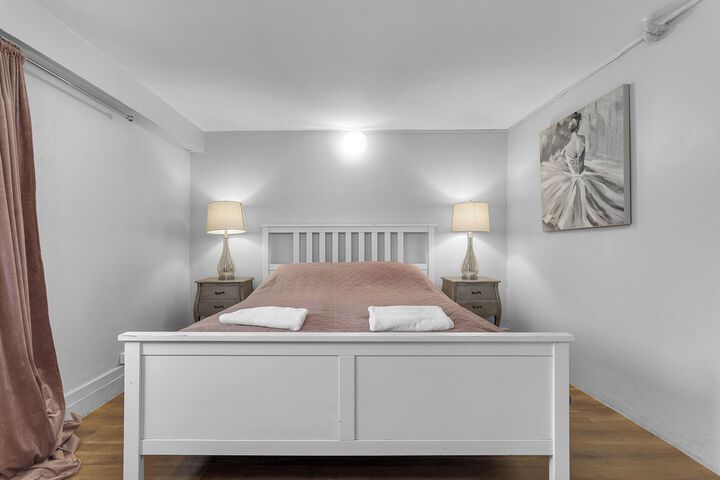 Room 43 of 44