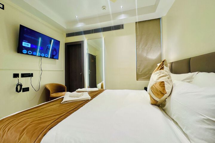 Room 28 of 55