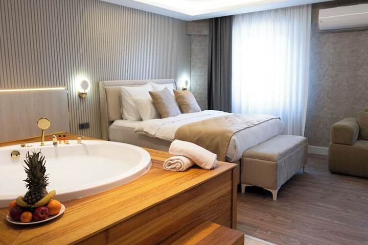 Room 5 of 21
