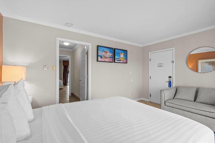 Room 47 of 116