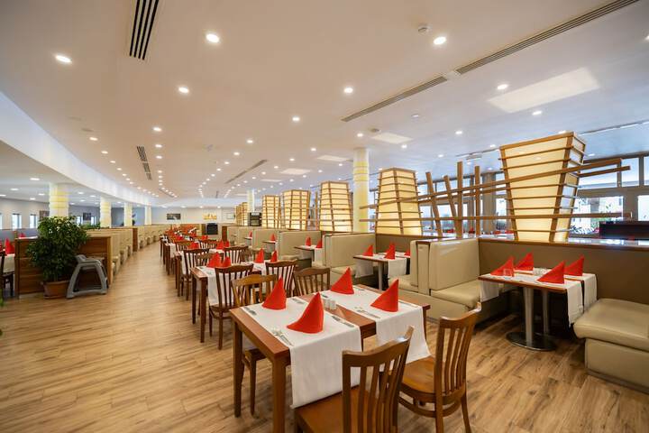 Dining 150 of 252