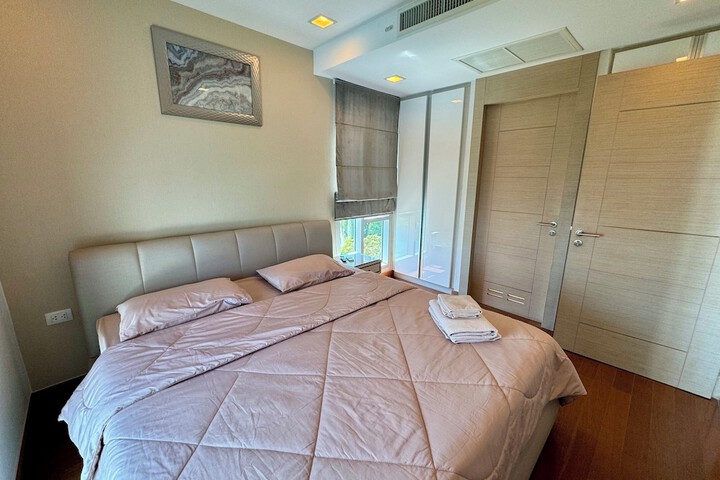 Room 2 of 21