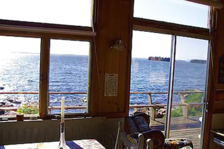 Room 2 of 13