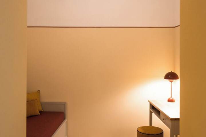 Room 41 of 69
