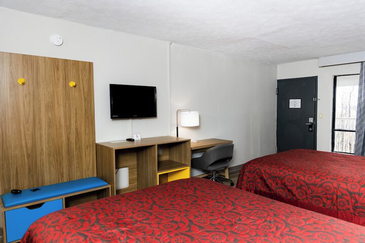 1 Double Bed Modern Room (28 of 28)