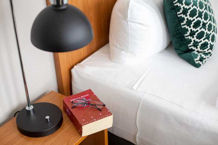 Room 42 of 67