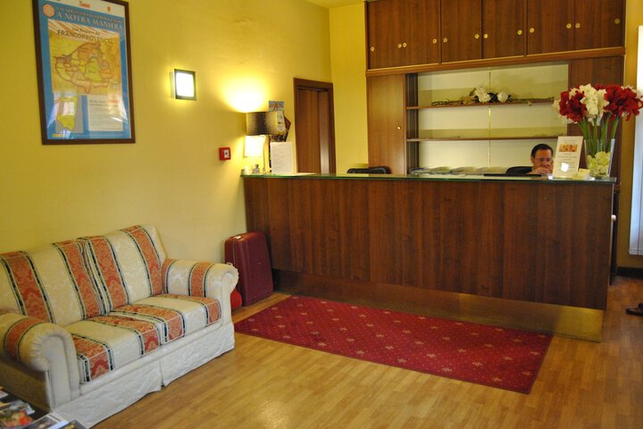 Concierge desk