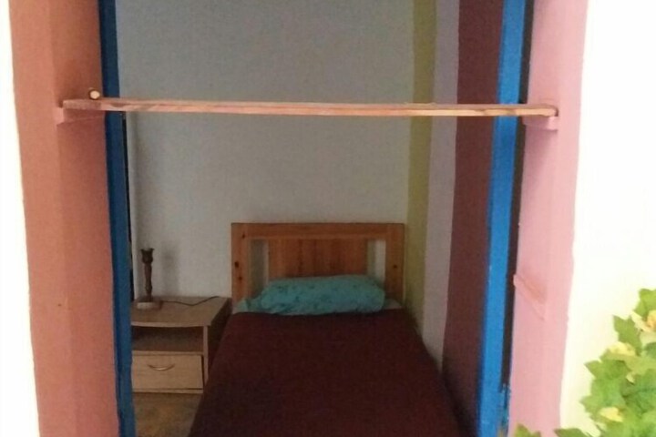 Room 12 of 48