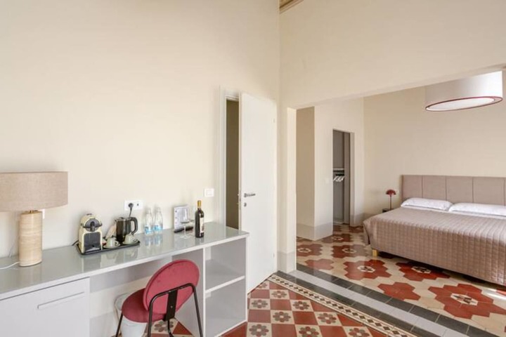 Room 63 of 139