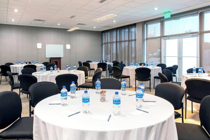 Meeting facility