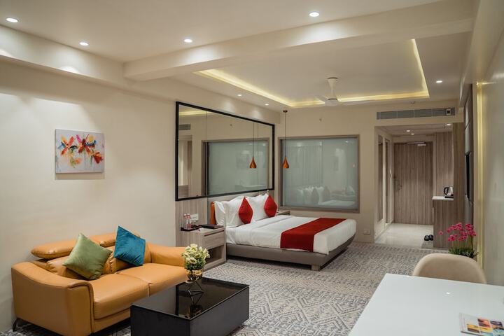 Room 7 of 17