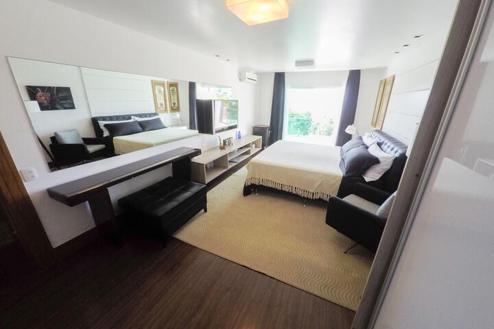 Room 42 of 146