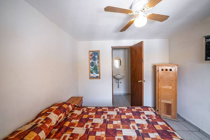 Room 6 of 20
