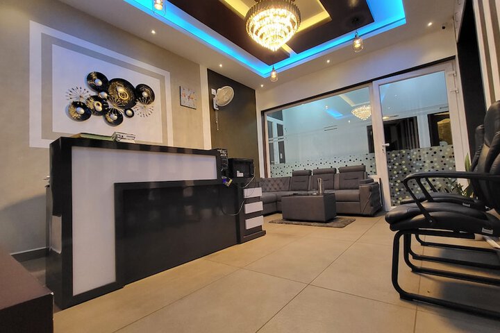 Hotel Interior 10 of 134