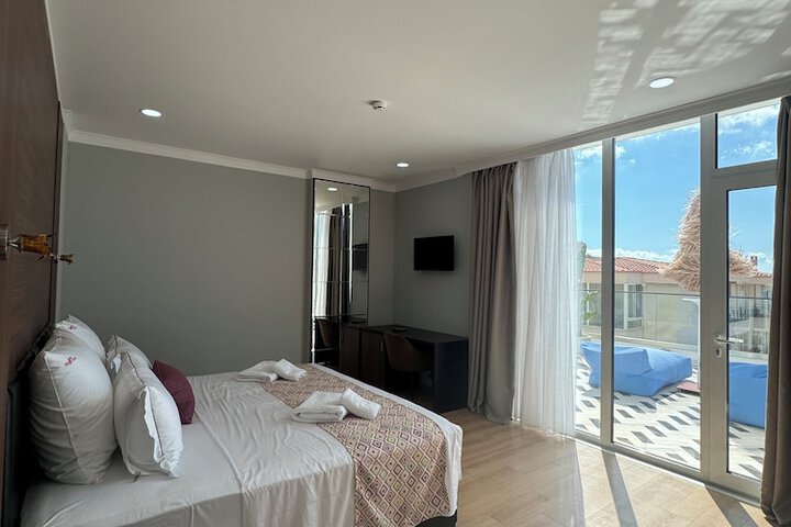 Room 16 of 58