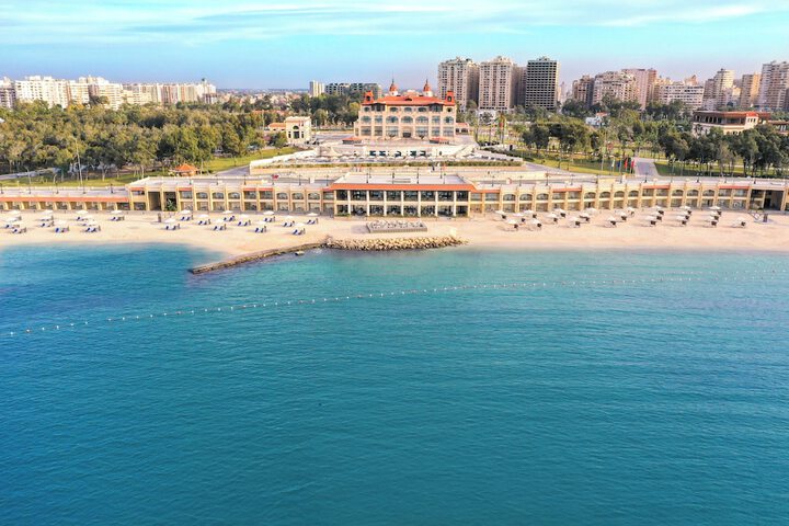 Hotel 74 of 79