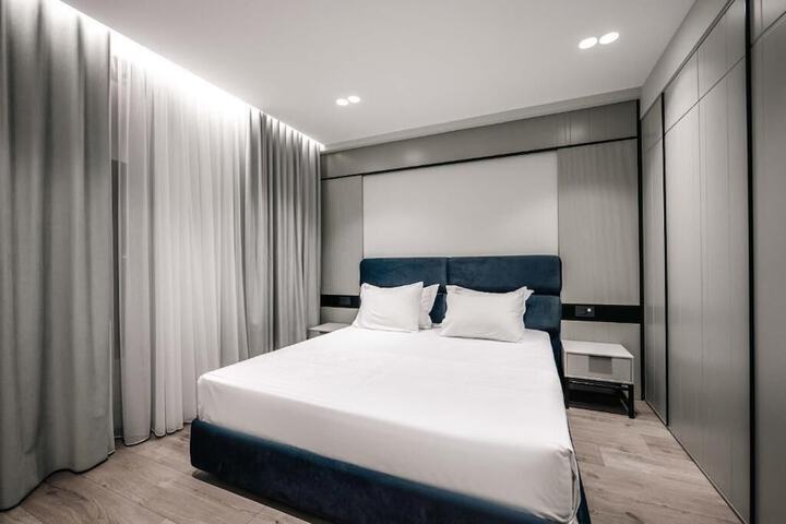 Room 40 of 186