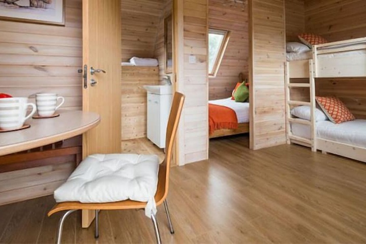Room 33 of 135