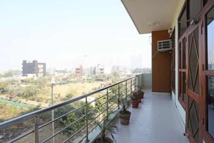 Terrace/Patio 2 of 28