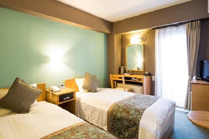 Room 8 of 45