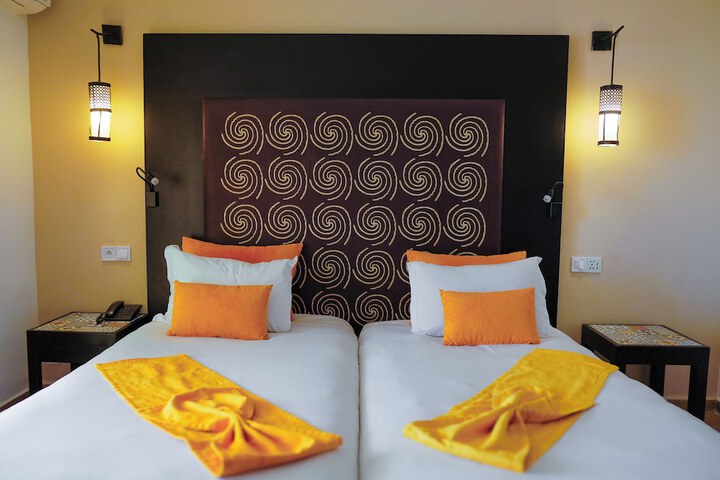 Room 14 of 70