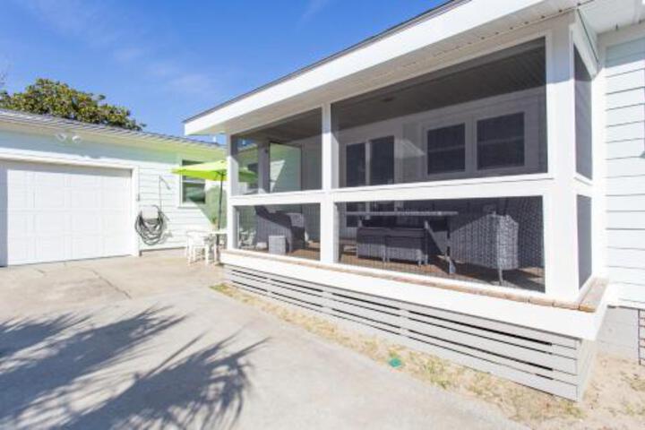 Carolina Boulevard 111 3 Br Home in Isle Of Palms, SC