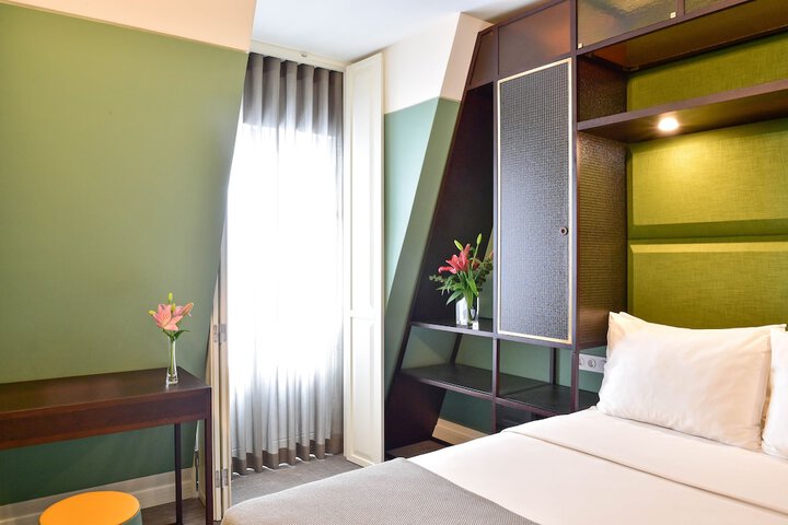 Room 4 of 47
