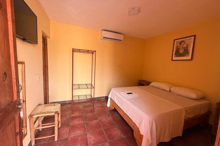 Exterior of Hotel Loro Tuerto