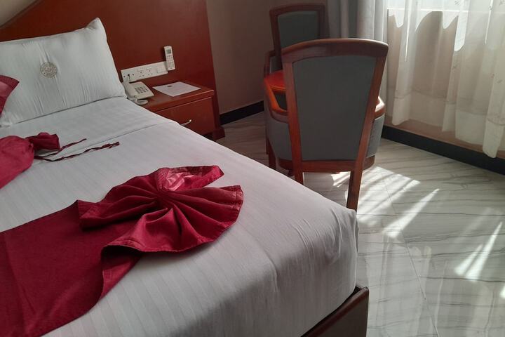 Room 36 of 119