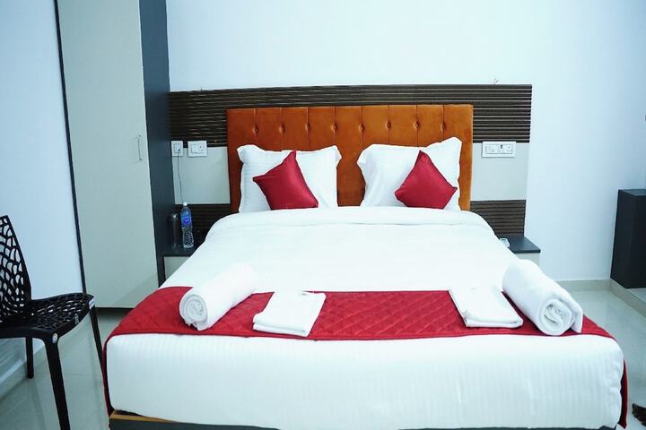 Room 18 of 54