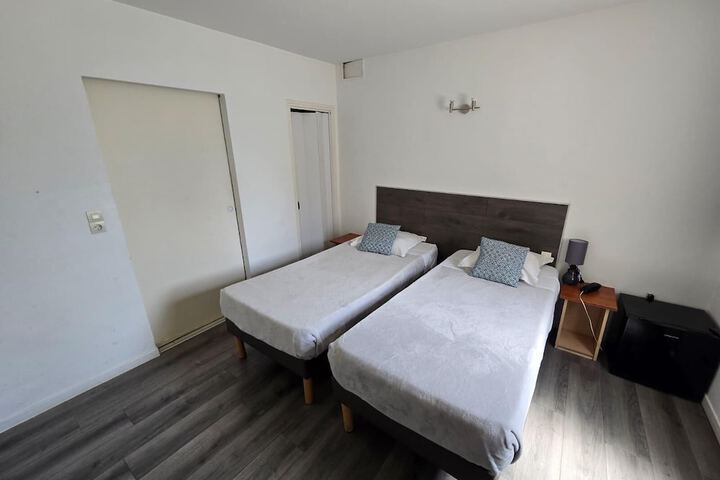 Room 14 of 51