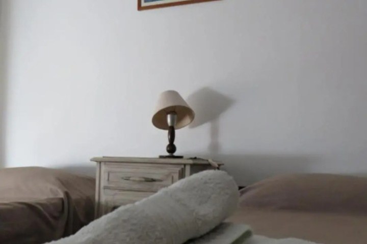Room 4 of 23