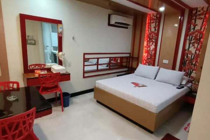 Room 15 of 25