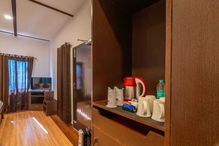 Room 15 of 98