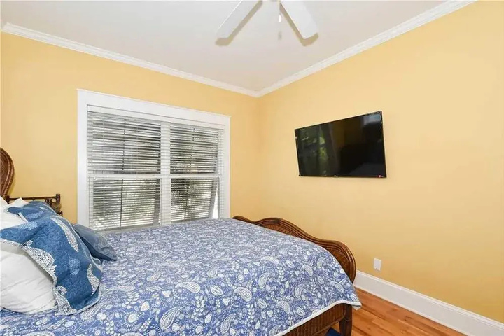 Room 3 of 17